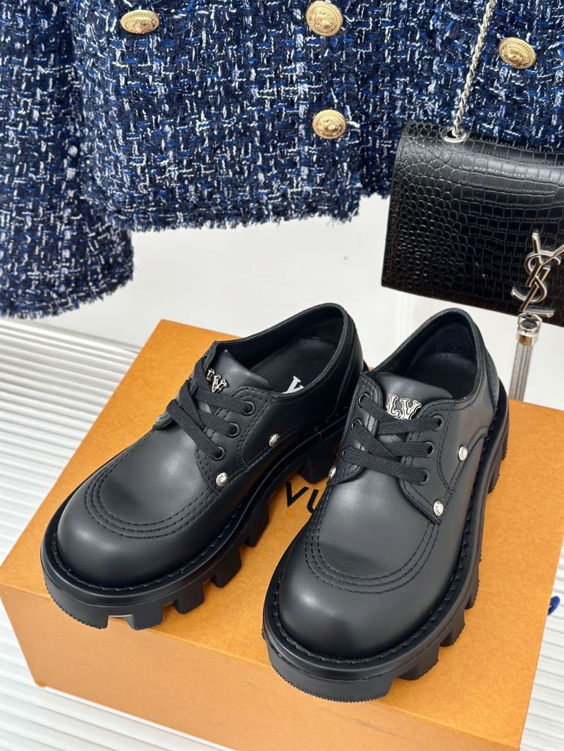 Louis Vuitton Low Shoes